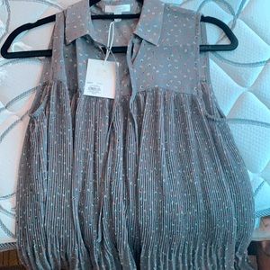 Brand new never worn. Still has tags on